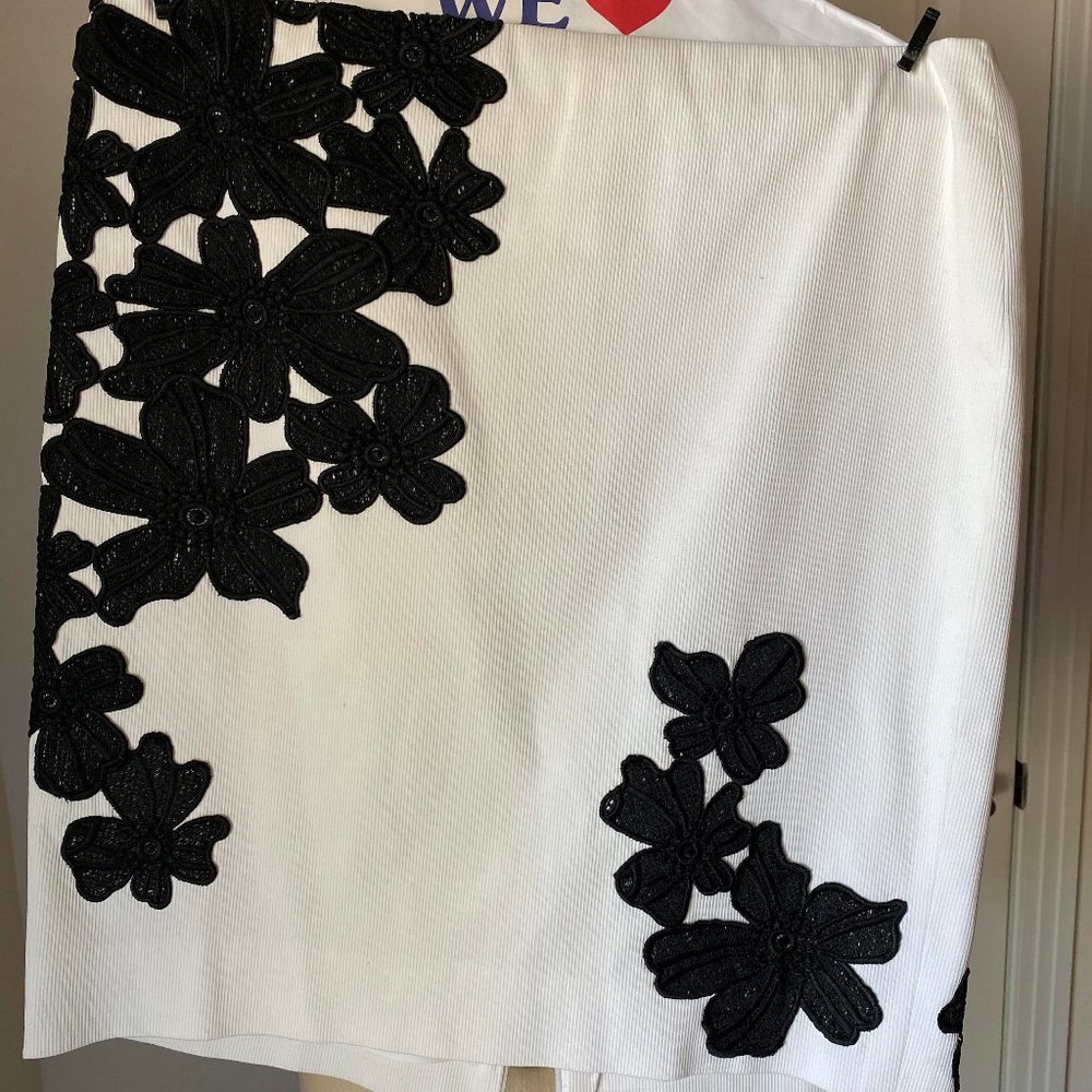 Per Se White Midi Skirt with Black Floral Appliqués